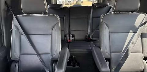 Chevrolet Suburban 2023