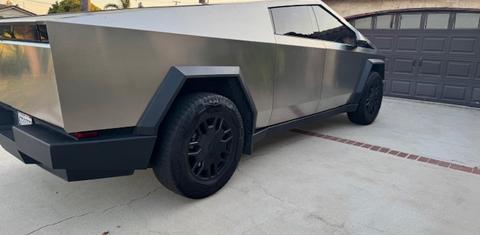 Tesla Cybertruck 2024