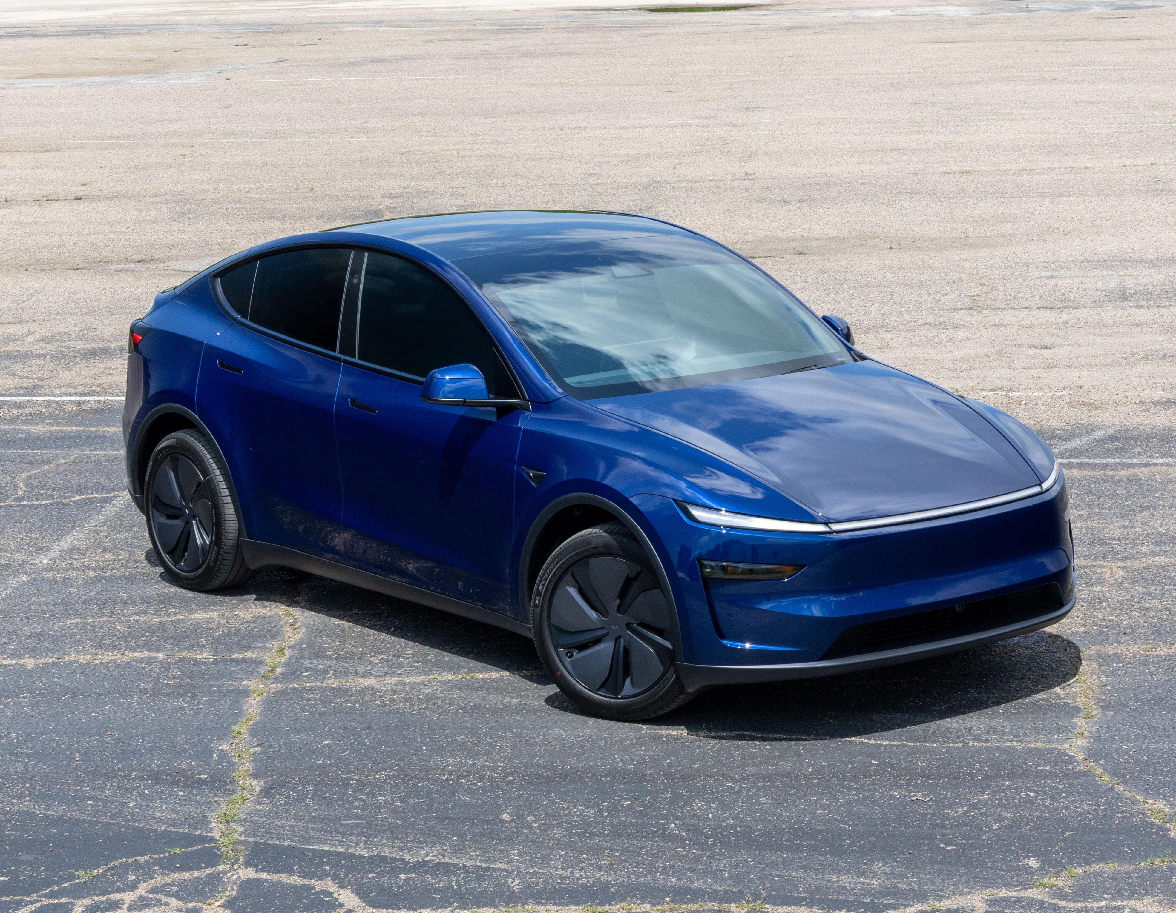 Tesla Model Y 2026 in White Settlement, TX