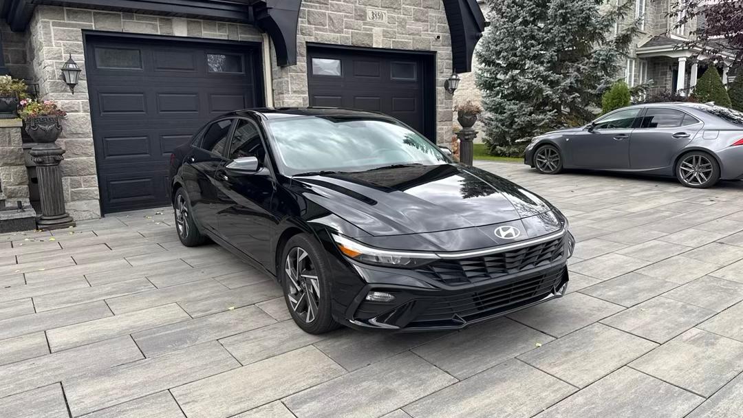 Hyundai Elantra 2025 in Brossard, QC