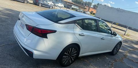 Nissan Altima 2025