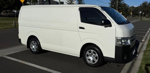 Toyota HIACE 2018