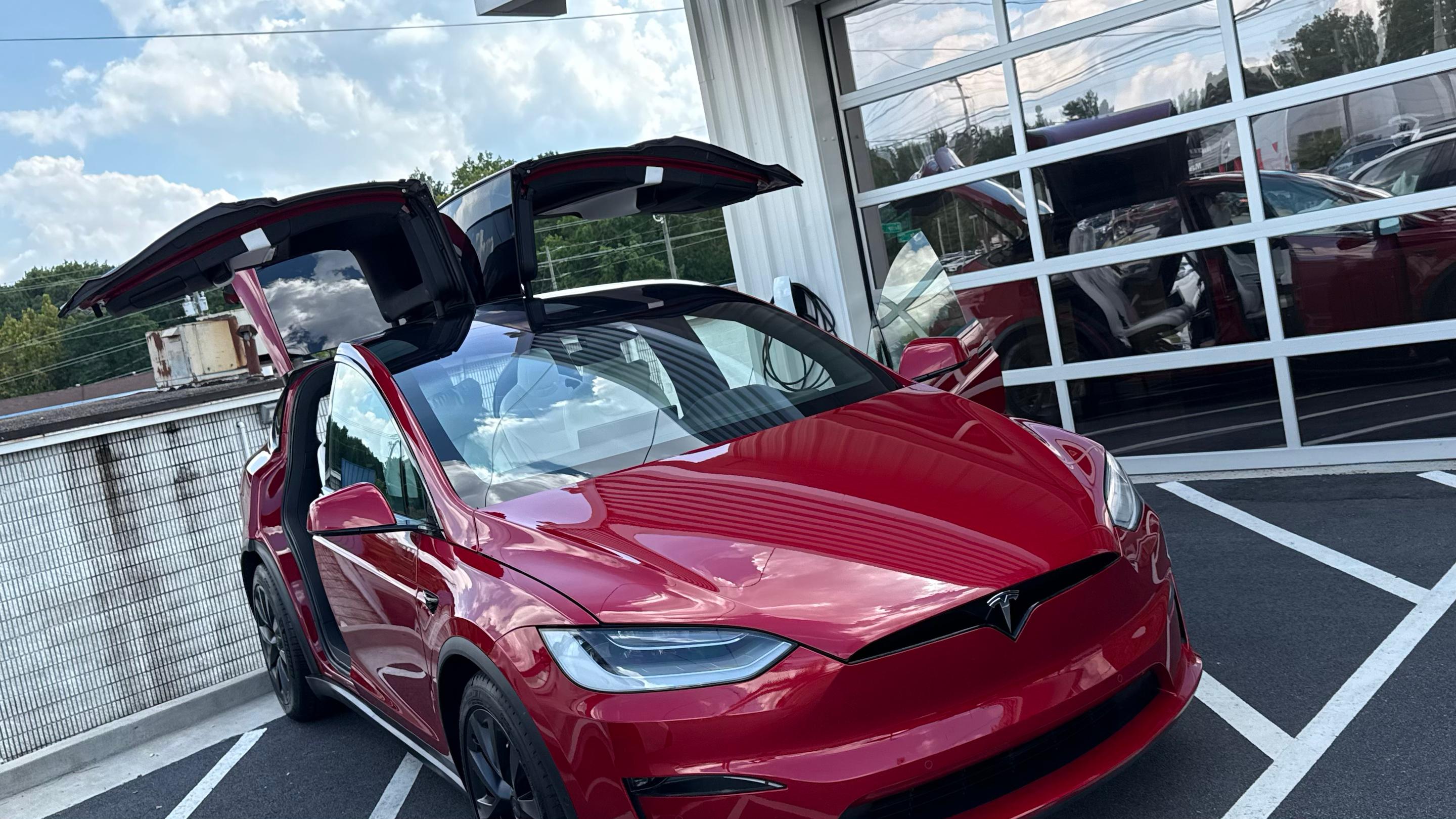 Tesla Model X 2022 in Lebanon, TN