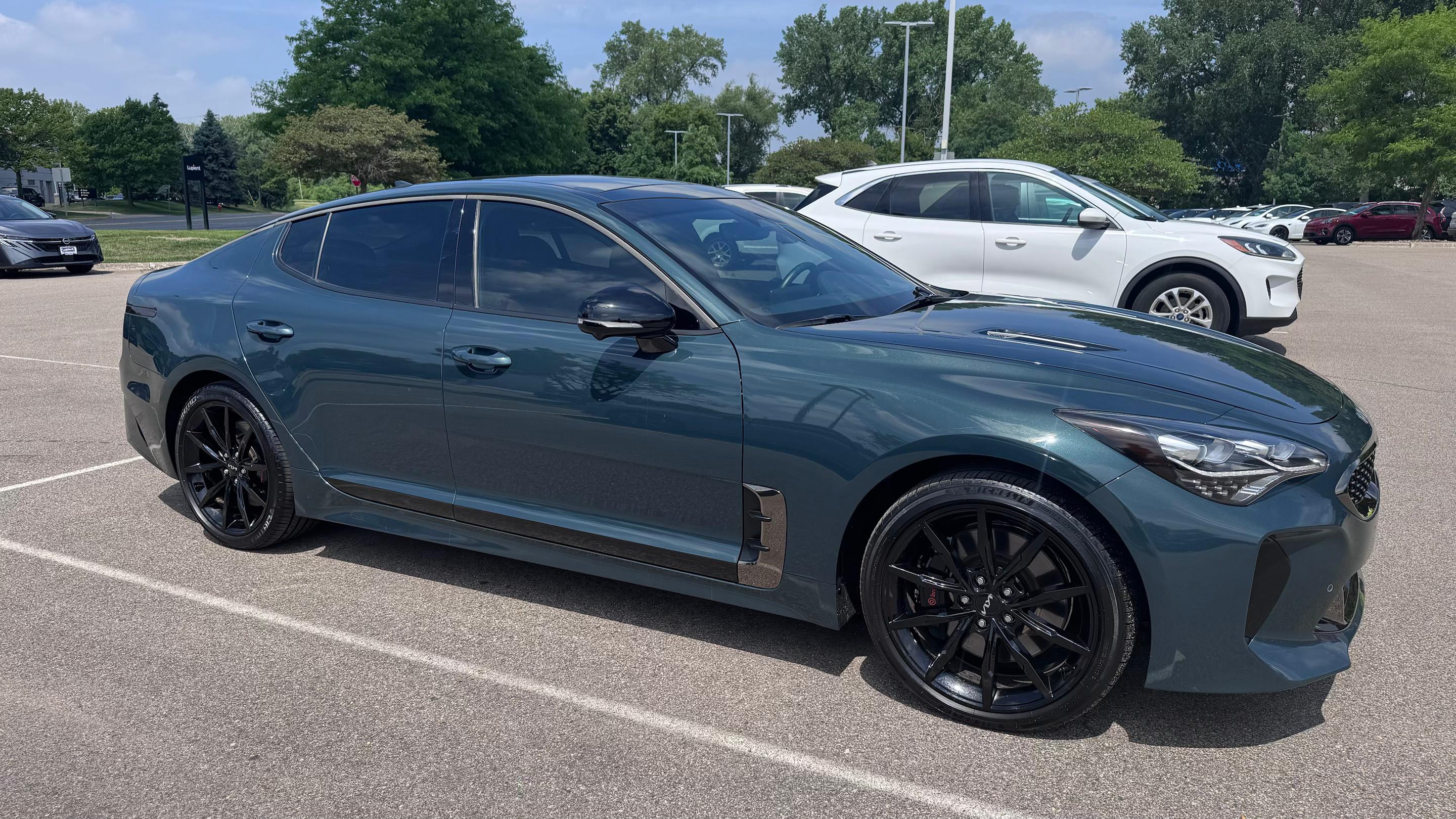 Kia Stinger 2023 in Brooklyn Park, MN