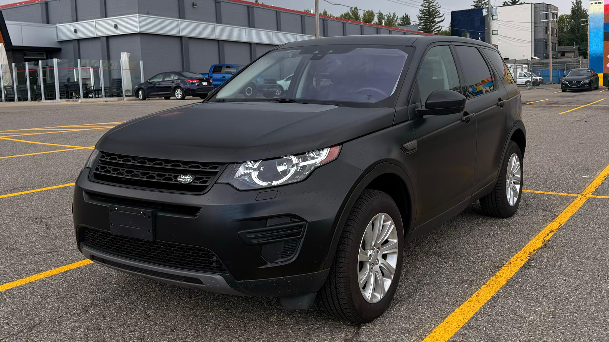 Land Rover Discovery Sport 2018 in Calgary, AB
