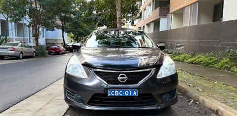 Nissan PULSAR 2013