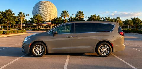 Chrysler Pacifica 2023
