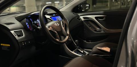 Hyundai Elantra 2016