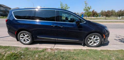 Chrysler Pacifica 2017
