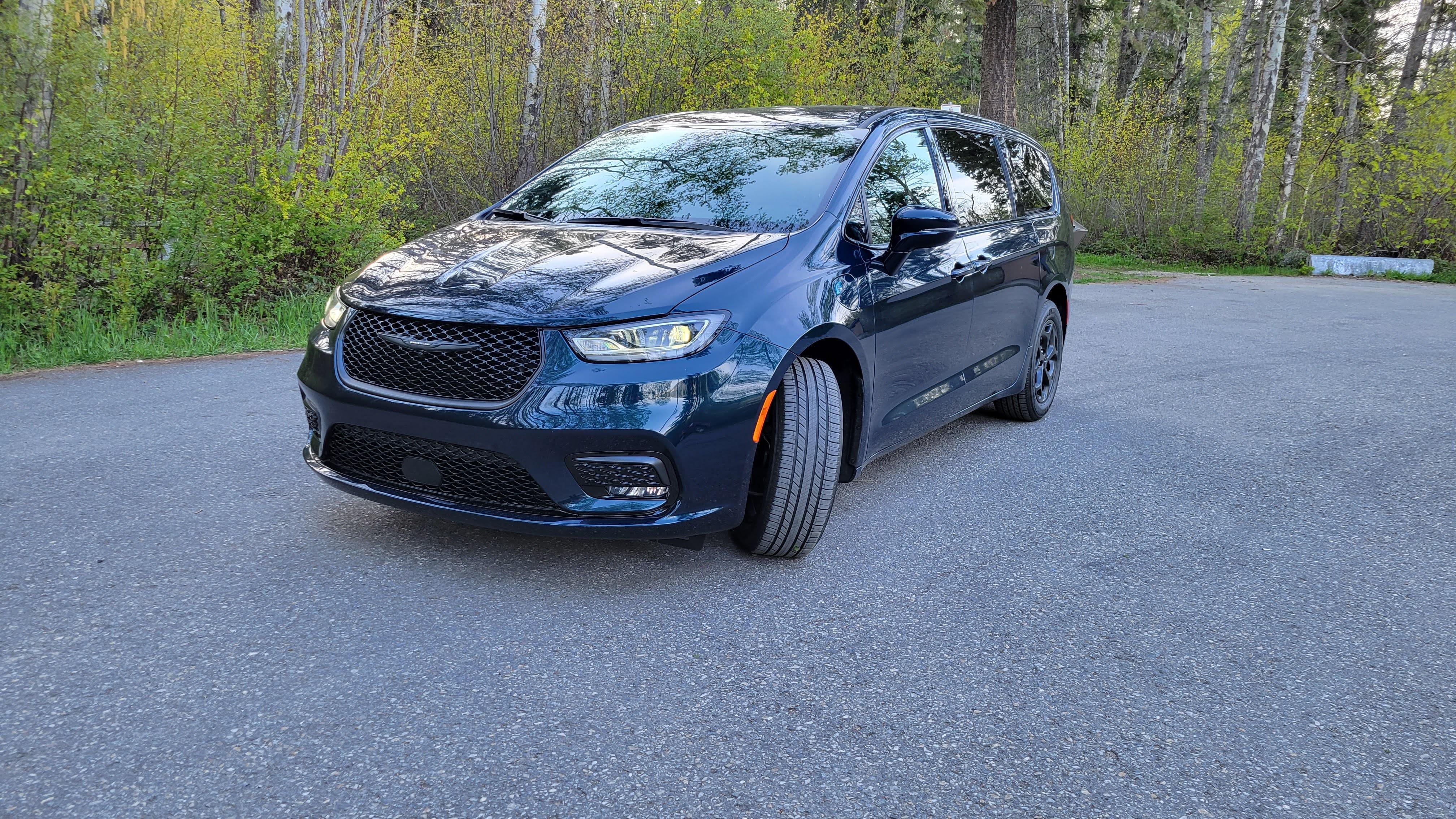 Chrysler Pacifica 2022 à Victoria, BC
