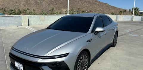 Hyundai Sonata Hybrid 2025