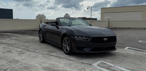 Ford Mustang 2024