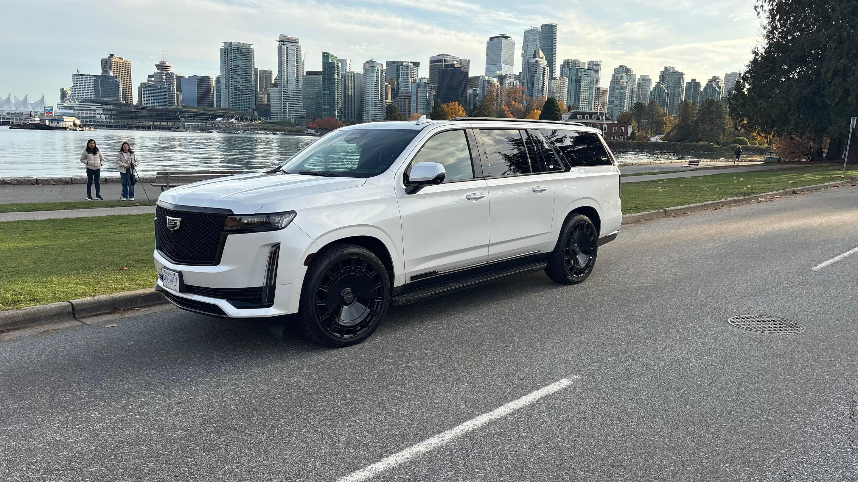 Cadillac Escalade ESV 2023 in Vancouver, BC