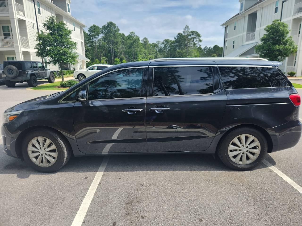 Kia Sedona 2016 in Santa Rosa Beach, FL
