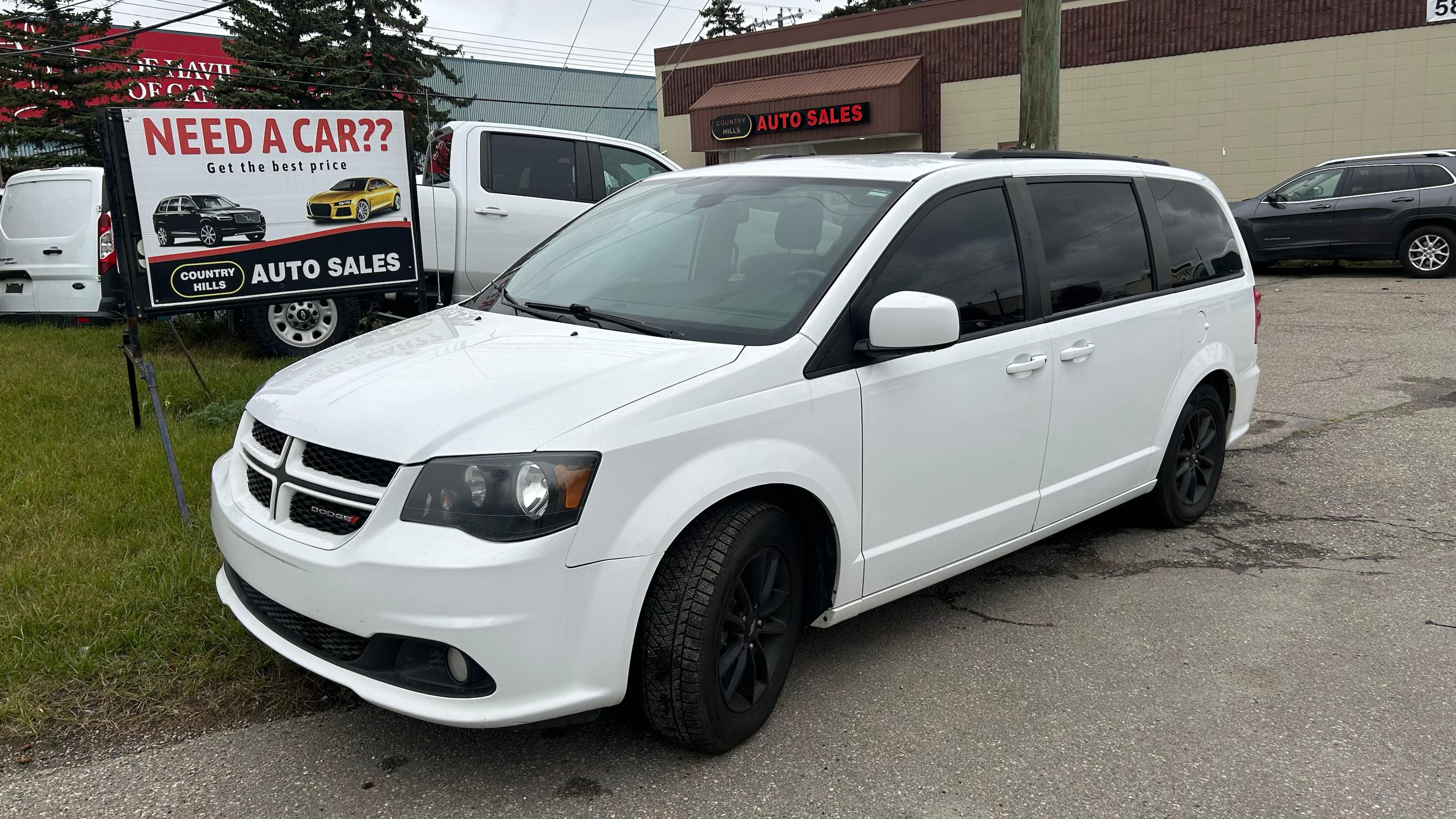 Dodge Grand Caravan 2020 in Calgary, AB