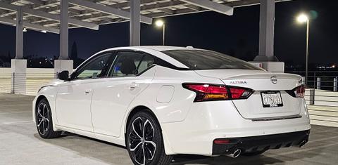 Nissan Altima 2023