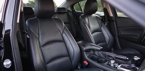 Mazda Mazda3 2015