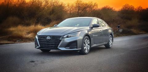 Nissan Altima 2025