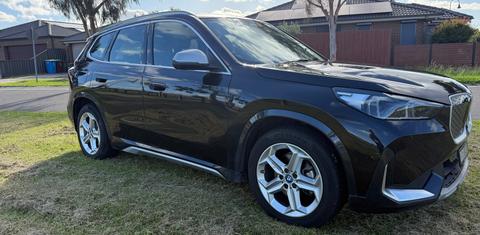 BMW iX1 2024