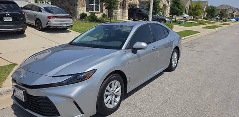 Toyota Camry Hybrid 2026