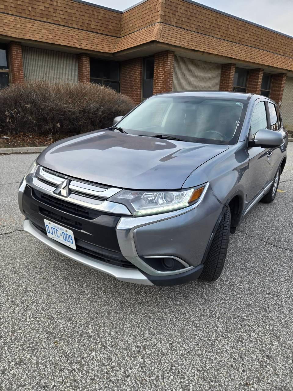 Mitsubishi Outlander 2018 à 