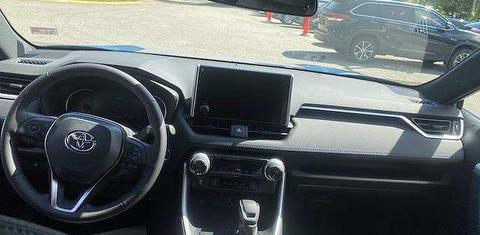 Toyota RAV4 Hybrid 2023