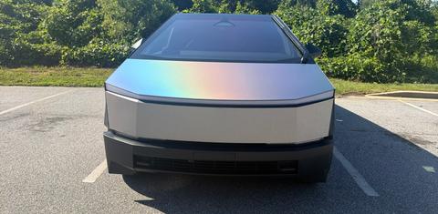 Tesla Cybertruck 2026