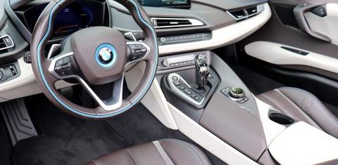 BMW i8 2019