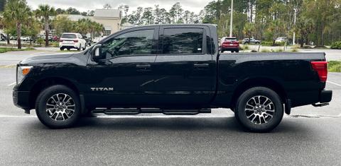 Nissan Titan 2024