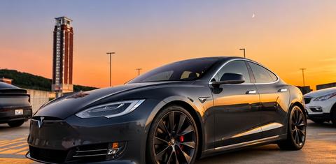 Tesla Model S 2018