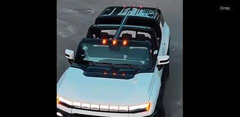 GMC HUMMER EV SUV 2025