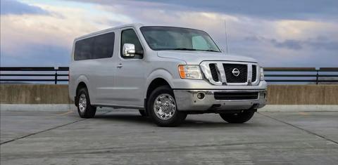 Nissan NV 2016