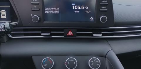 Hyundai Elantra 2023