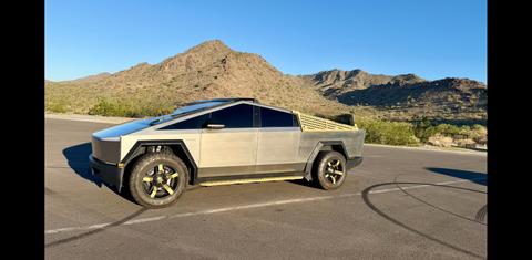 Tesla Cybertruck 2024