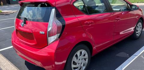 Toyota Prius c 2015
