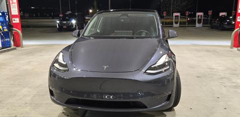 Tesla Model Y 2023