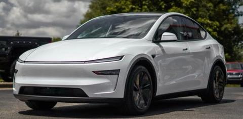 Tesla Model Y 2026