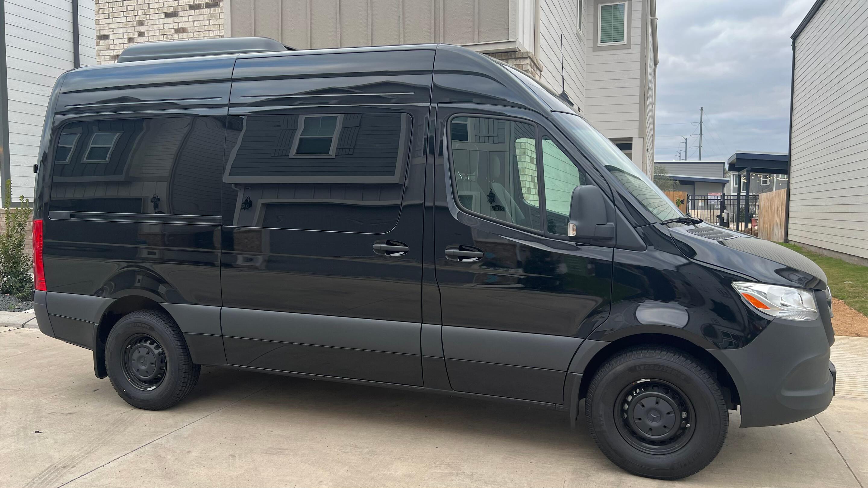 Mercedes-Benz Sprinter 2025 in Houston, TX