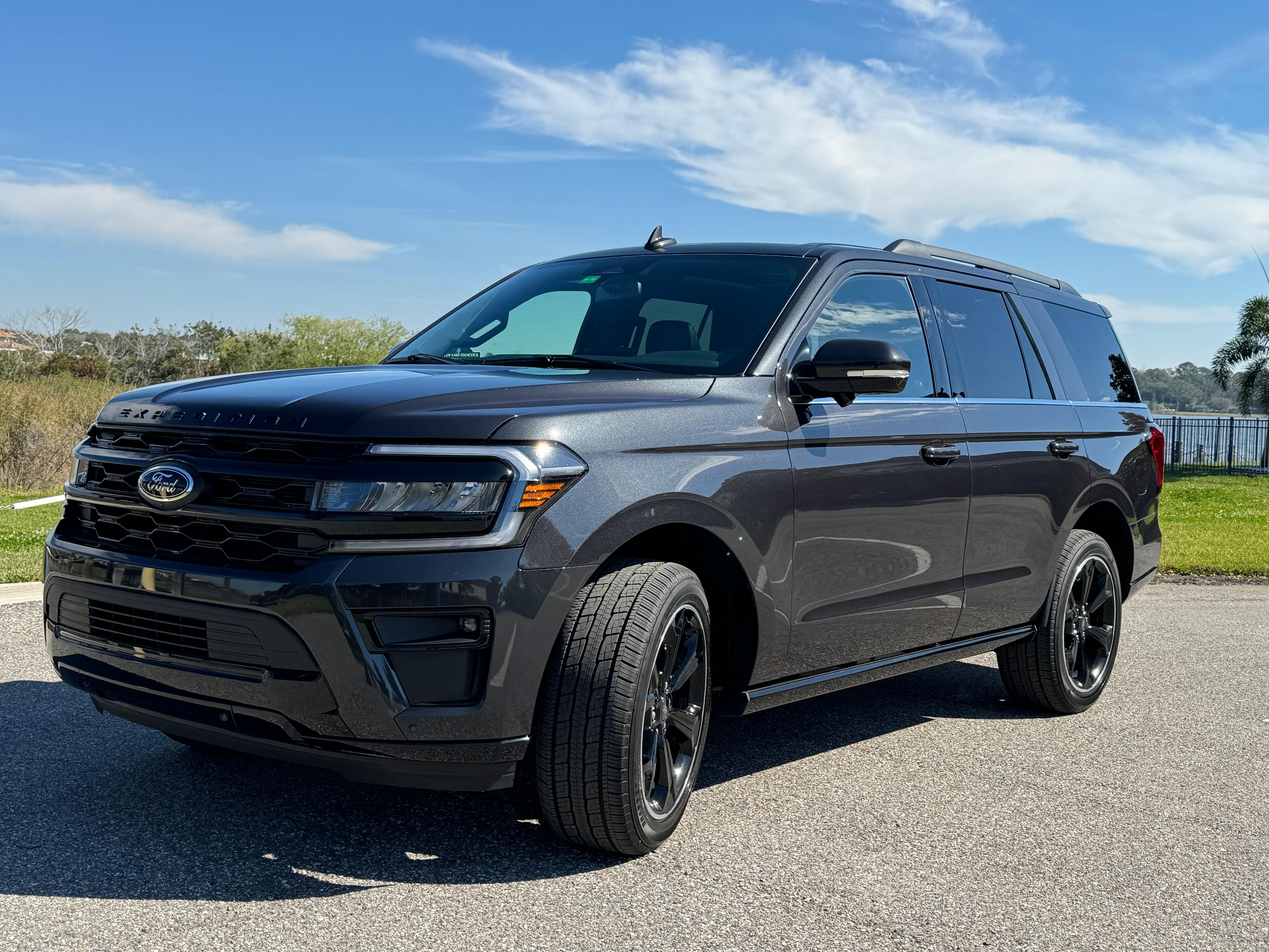 Ford Expedition 2023 in 