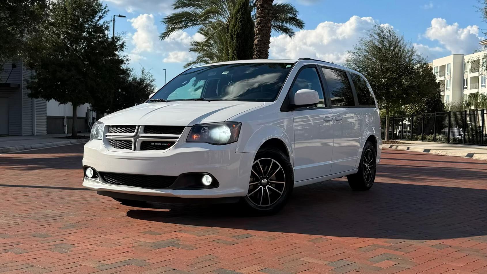 Dodge Grand Caravan 2018 in Orlando, FL