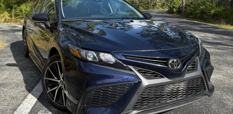 Toyota Camry 2022