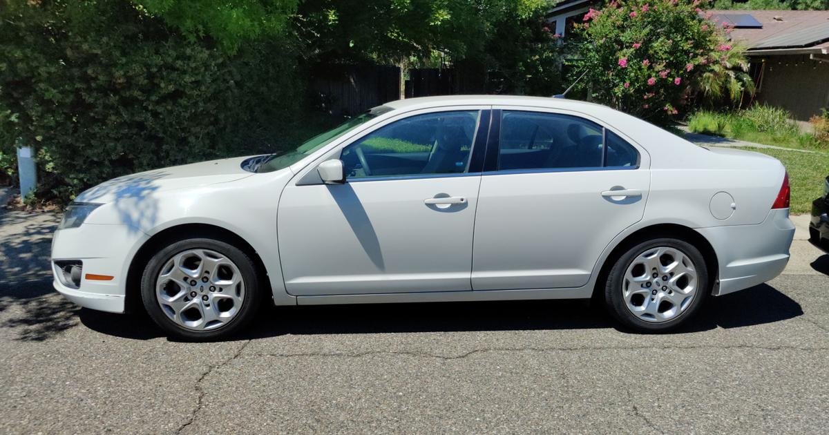 Ford Fusion 2011 rental in Redding, CA by Jesse P. Turo