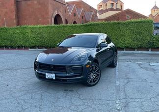 Porsche Macan car