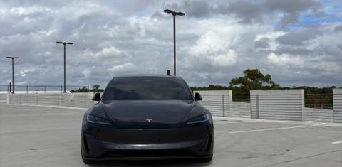 Tesla Model 3 2025