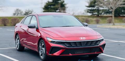 Hyundai Elantra 2025