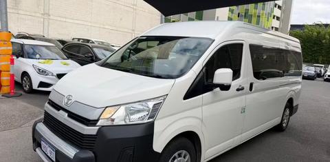 Toyota HIACE 2020