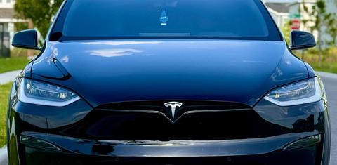 Tesla Model X 2022
