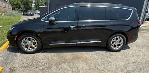 Chrysler Pacifica 2022