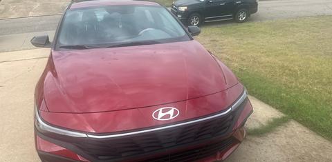 Hyundai Elantra 2025