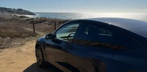 Tesla Model Y 2026